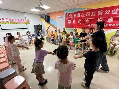 萌趣流體熊DIY點(diǎn)燃創(chuàng)意火花，蘇州園區(qū)鐘南社區(qū)開(kāi)展手作藝術(shù)盛宴